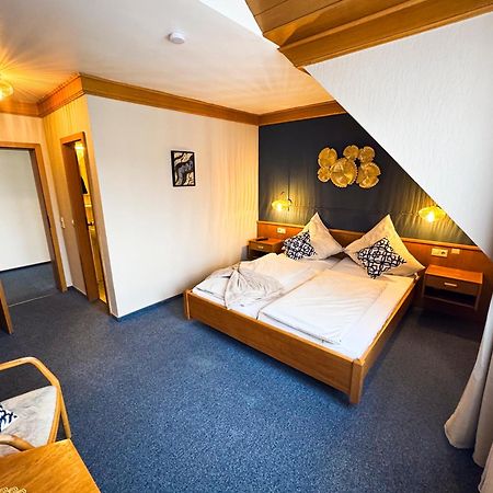 Hotel Guelser Weinstube Кобленц Екстериор снимка