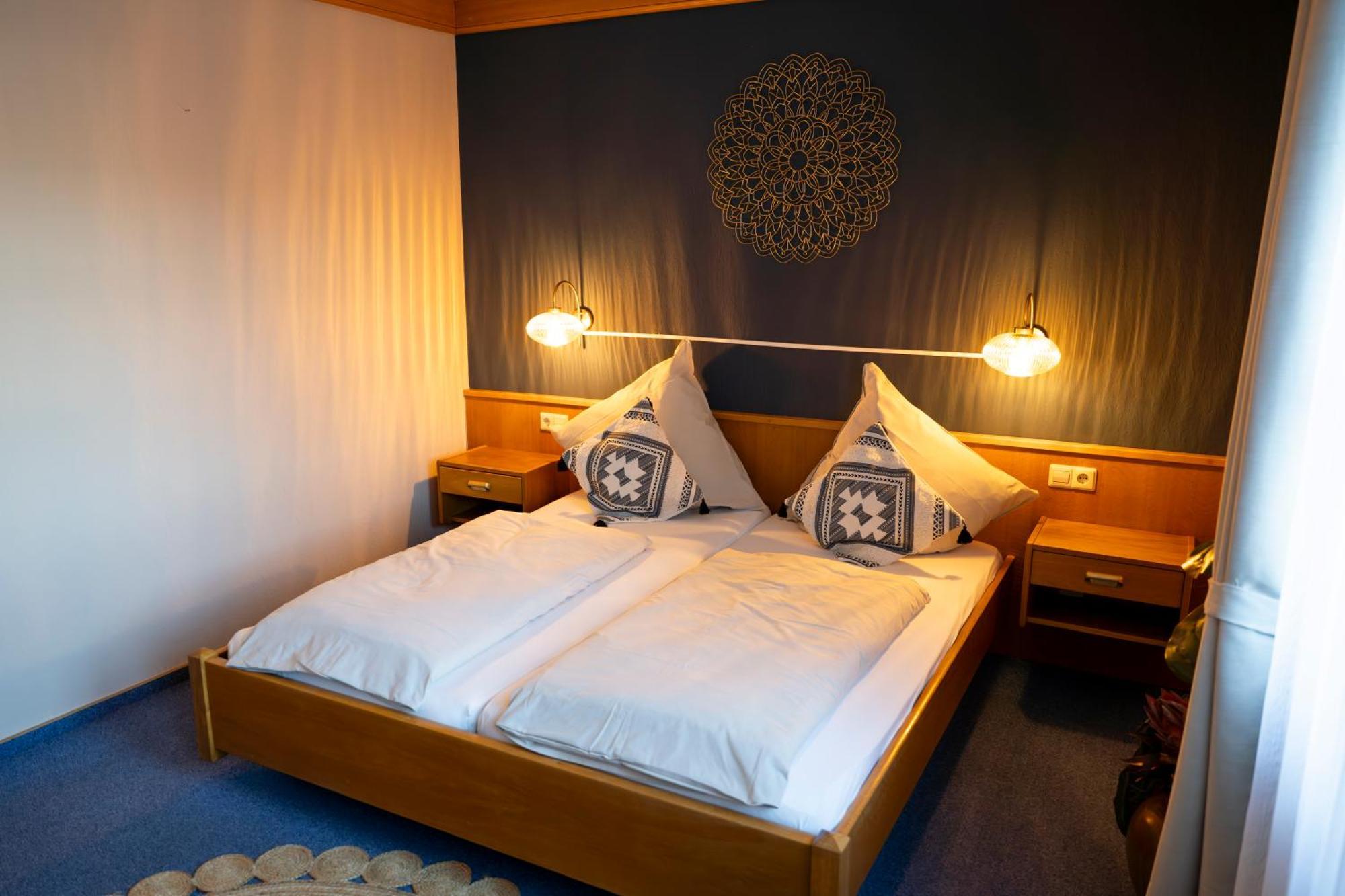 Hotel Guelser Weinstube Кобленц Екстериор снимка