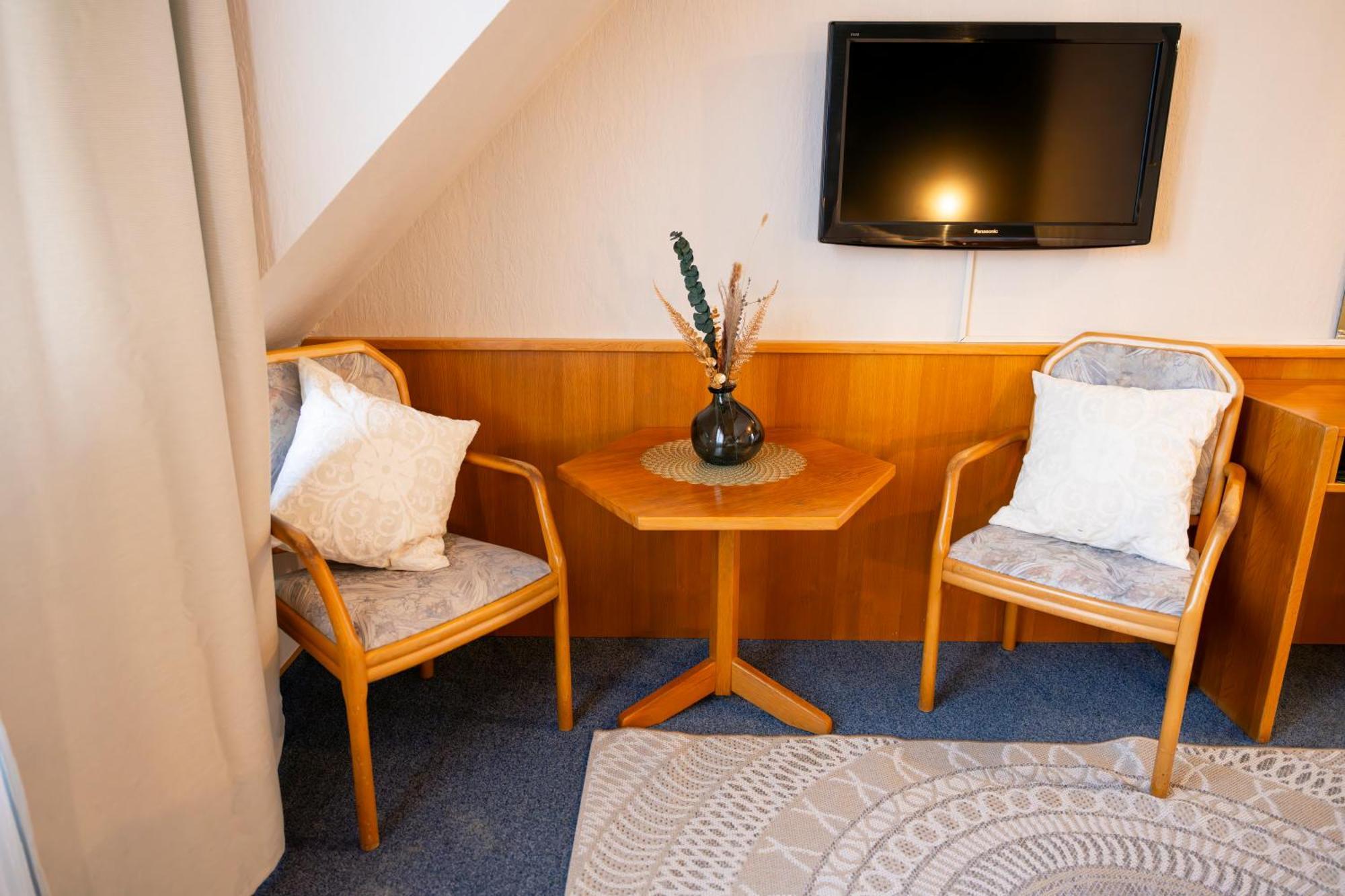 Hotel Guelser Weinstube Кобленц Екстериор снимка