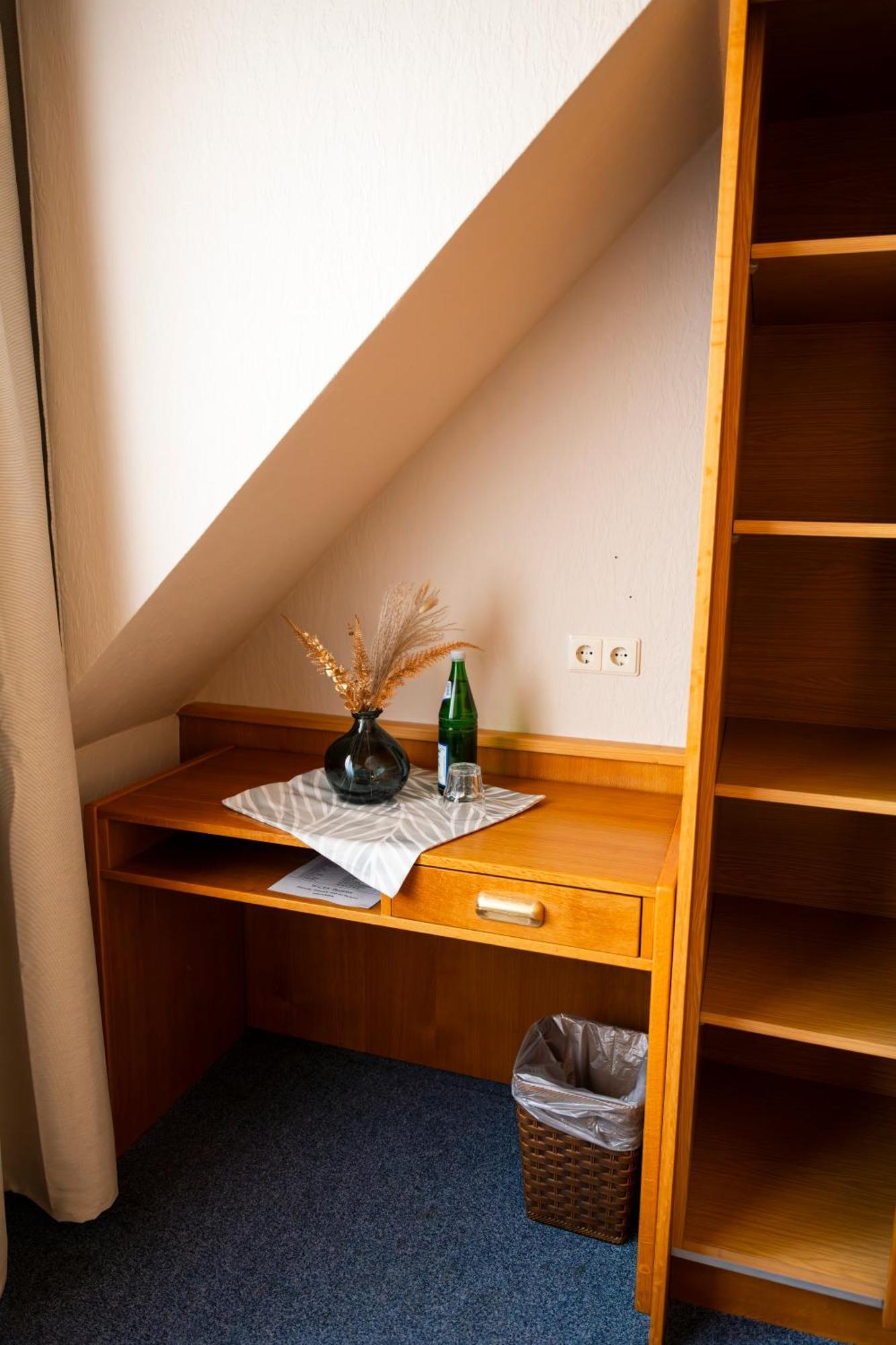 Hotel Guelser Weinstube Кобленц Екстериор снимка