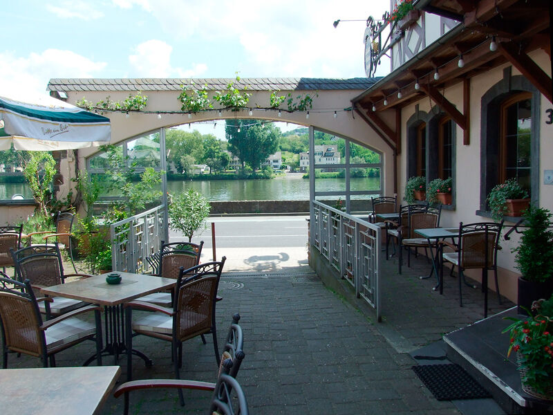 Hotel Guelser Weinstube Кобленц Екстериор снимка